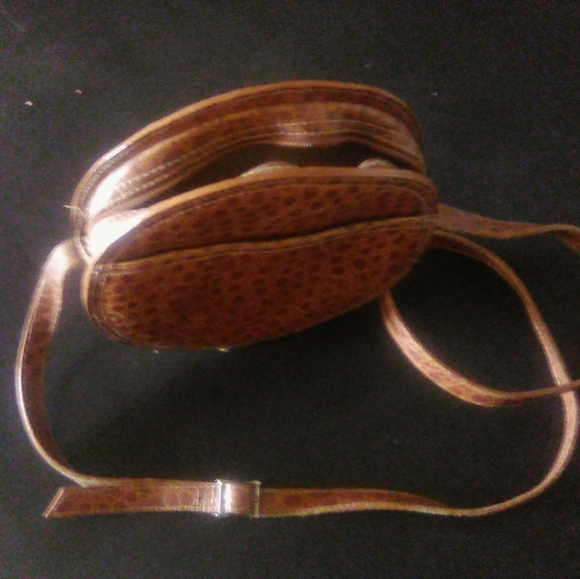 Circular Esprit purse - Picture 1 of 3